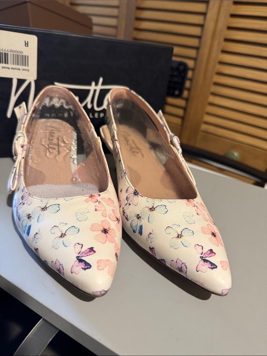 Nanette Lepore Shoes - NIB Nanette Lepore white floral sandals 8.